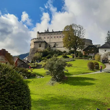 Vor Den Toren Salzburgs