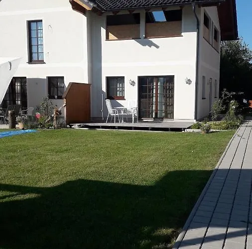 Vor Den Toren Salzburgs * Wals-Siezenheim