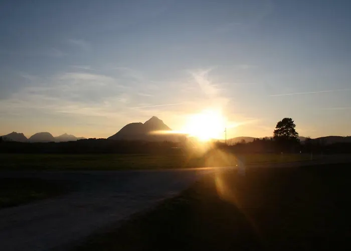 Vor Den Toren Salzburgs * Wals-Siezenheim